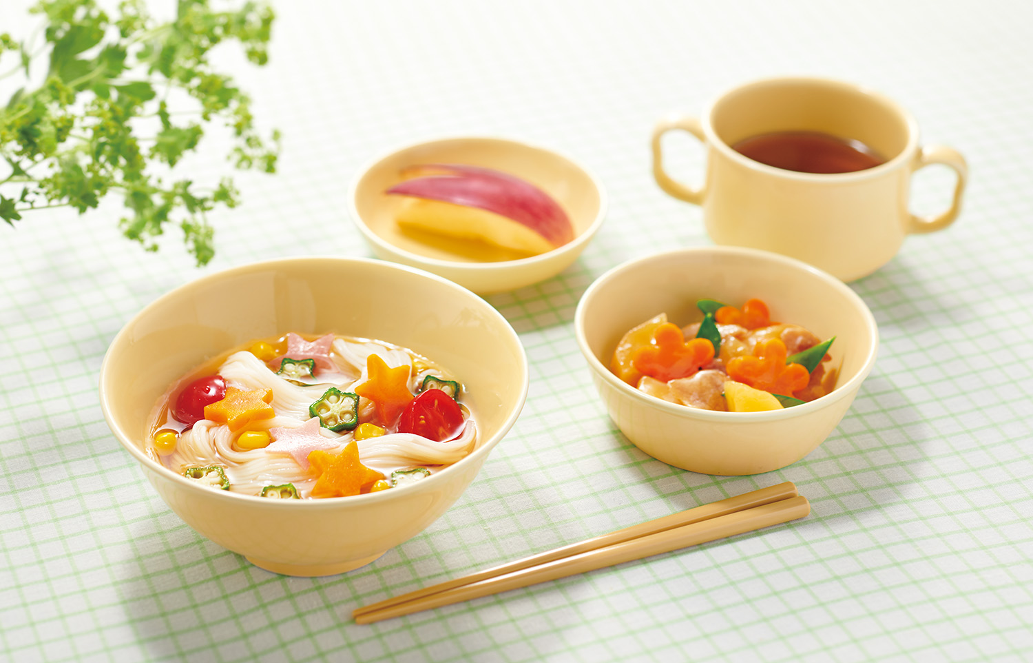 画像:新商品_強化磁器